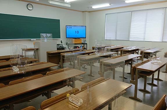 写真：学科教習室